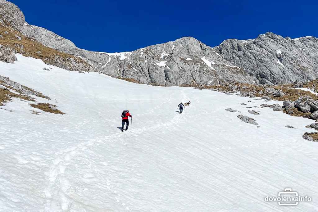 Stúpanie ku krížu Vogauer Kreuz.