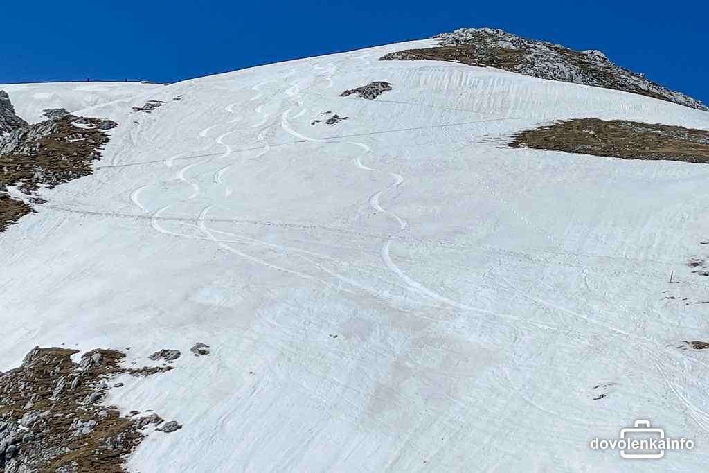 Skialpinistický podpis v oblasti Hochschwab.