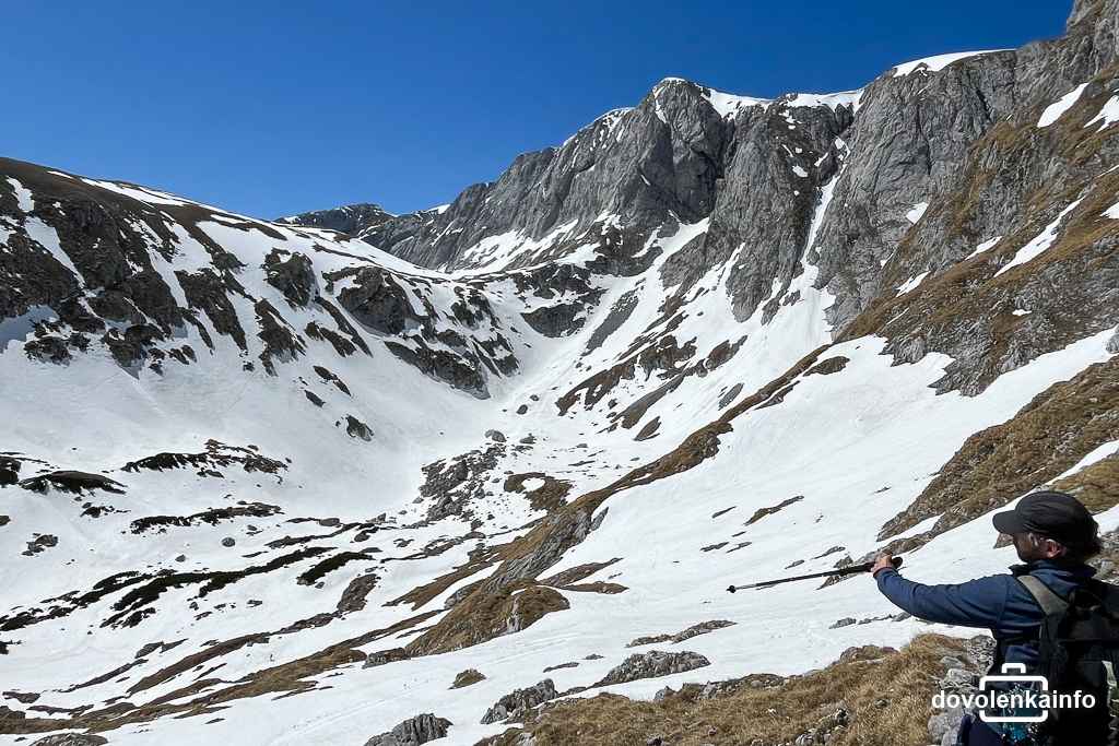 Dolina vedúca podod južné steny Hochschwabu, ktorou sme sa vracali na Bodenbauer.