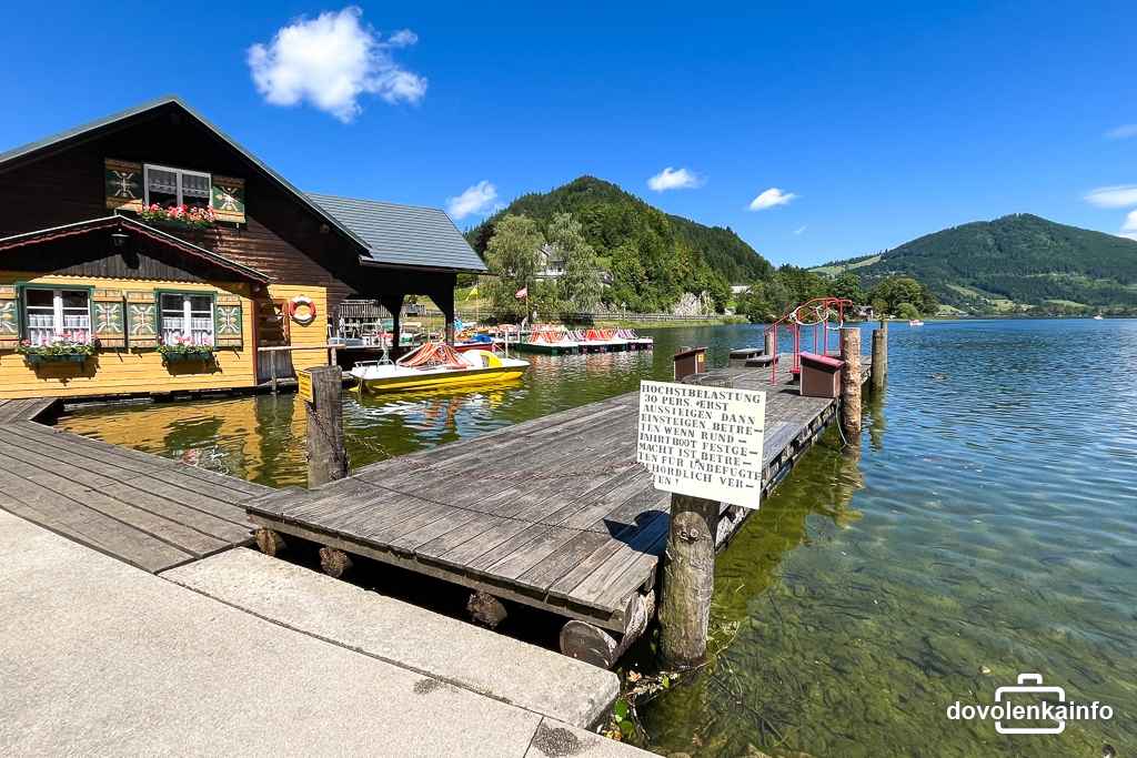 Lokalita jazera Lunzer See je príjemne upravená a nemusíte sa tu obávať ani más turistov.