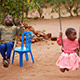Deti na hojdačke, Malawi