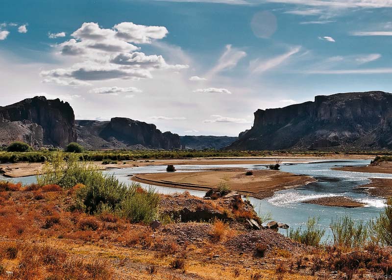 Rieka Chubut je dlhá 810 km a preteká juhom Argentíny